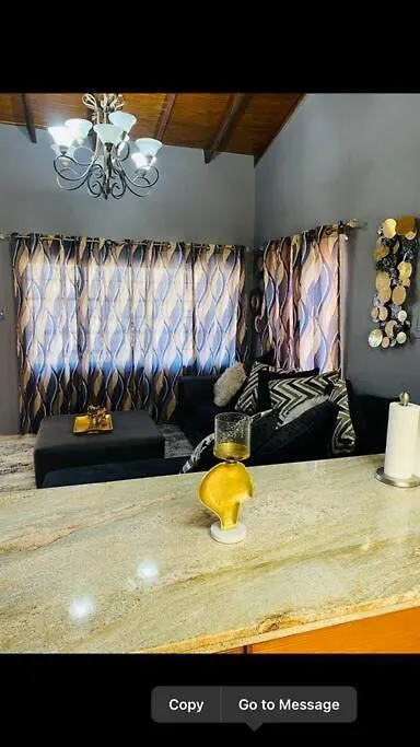 شقة Blissett Apt, Your Jamaican Home كينغستون جامايكا